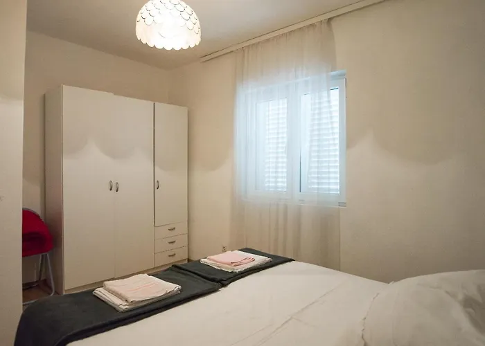 Neno Apartment Dugi Rat