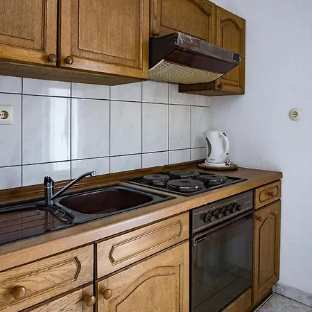 Neno Apartment Dugi Rat
